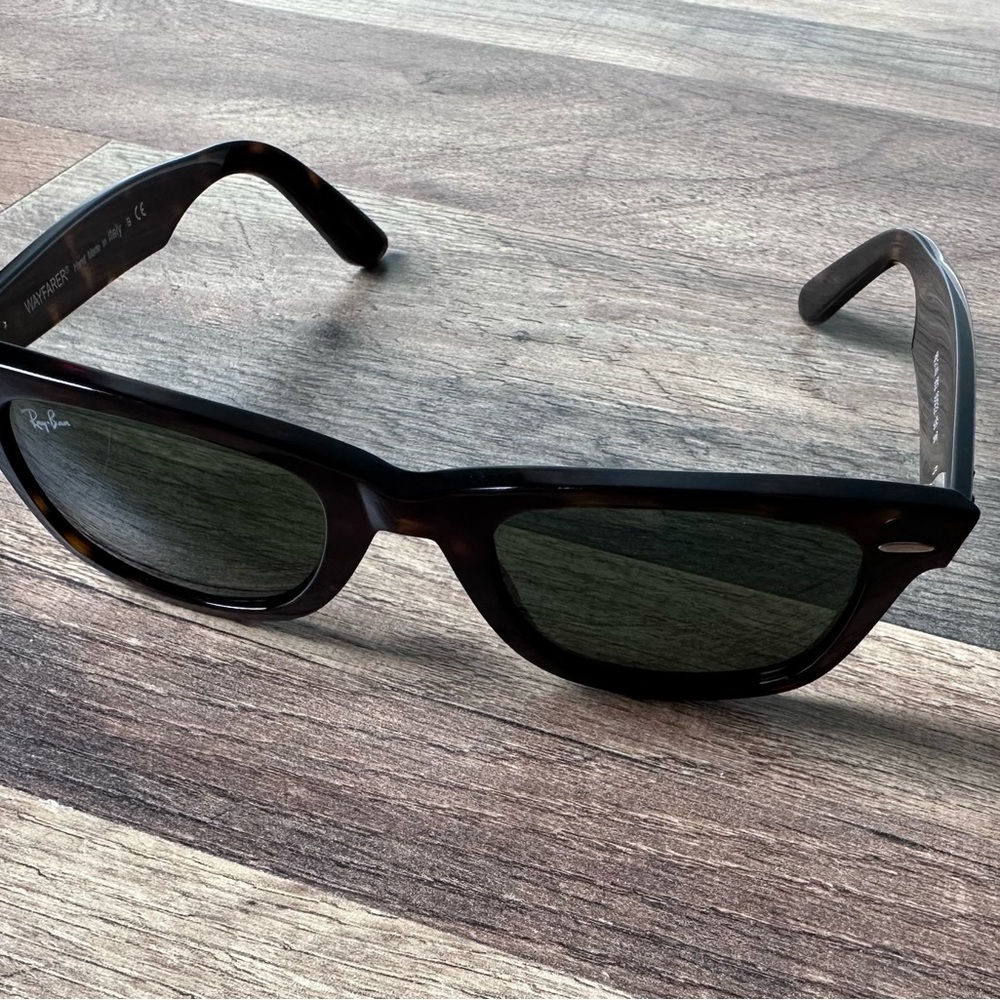 Ray-Ban Tortoise Shell Sunglasses